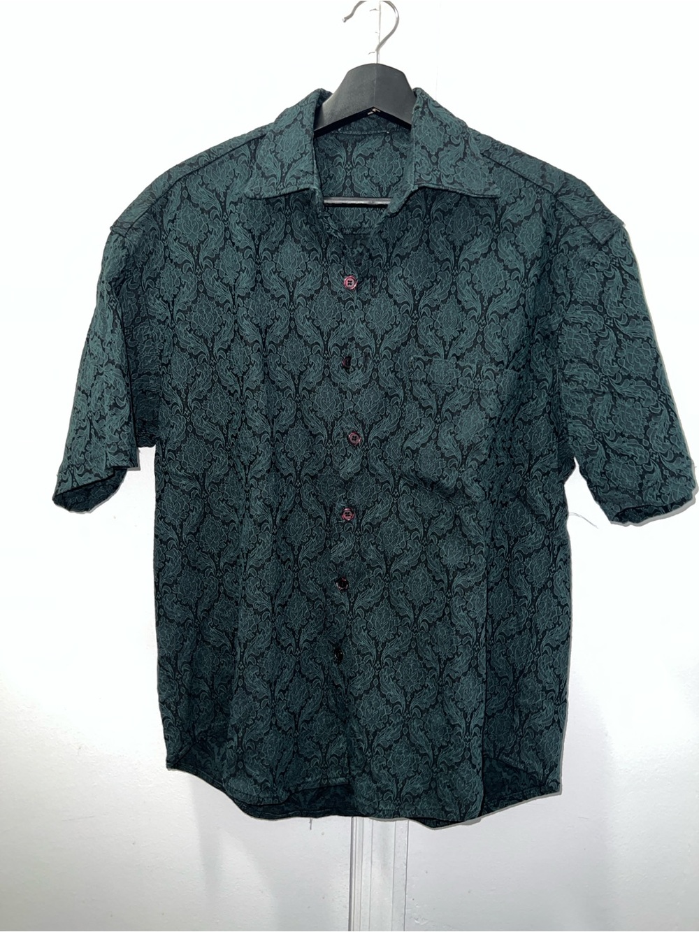 Men's Short Sleeve Green Patterned Button-Up Shirt